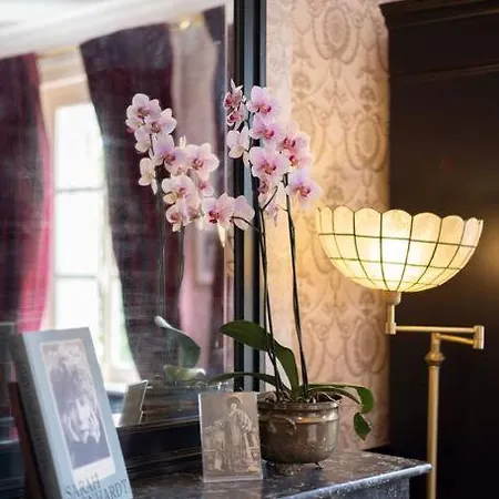 D'hotes Sarah - Chateau Le Bas Bleu Oda ve Kahvaltı 3*