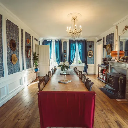 D'hotes Sarah - Chateau Le Bas Bleu *