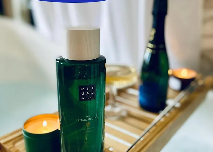 D'hotes Sarah - Chateau Le Bas Bleu 3* Quesnoy-le-Montant